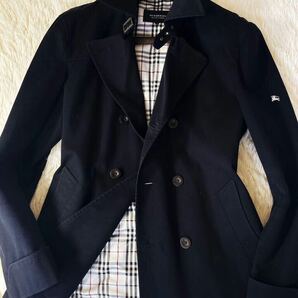 K44【サマートレンチ】定価12万●美品BURBERRY BLACK LABEL●Tシャツにサラッとコーデ●高級トレンチジャケット バーバリーコート メンズの画像2