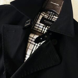 K44【サマートレンチ】定価12万●美品BURBERRY BLACK LABEL●Tシャツにサラッとコーデ●高級トレンチジャケット バーバリーコート メンズの画像3