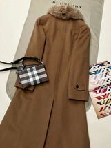 SH41【エレガントカシミヤ100%】参考価格25万●超美品BURBERRY●FOXファー●高級カシミヤトレンチコート バーバリーコート レディース_画像9