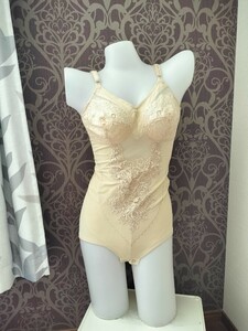 Trefleto ref ru70 body suit single goods C80L correction underwear tag none unused WACOAL collection 2005 year sale cream beige 