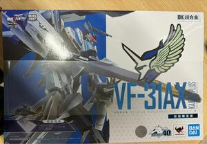 新品未開封 DX超合金 マクロス 初回限定盤VF31-AX 