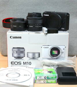 美品 Canon EOS M10 ダブルレンズキット ブラック / ミラーレス カメラ 黒 EF-M 15-45mm 22mm キャノン キヤノン ズーム レンズ セット