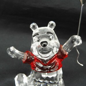 【中古品】Swarovski スワロフスキー くまのプーさん WINNER THE POOH クリスタル 置物 フィギュリン 箱付 11548875 0422の画像3