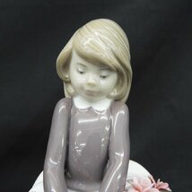 【中古品】LLADRO リヤドロ フィギュリン 五月の花(スペシャルバージョン) 9178 置物 箱付 11557671 0429_画像3