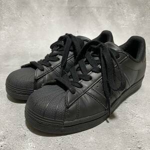 美品　アディダス　adidas（23）スーパースター　オールブラックスニーカー