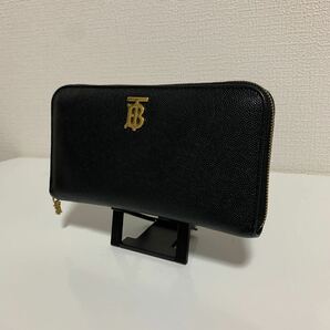 現行モデル 美品 Burberry バーバリー TBコンチネンタルウォレット ラウンドファスナー ジッピーウォレット 長財布 ブラック 金金具の画像1