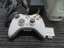 K☆ Xbox360 CONSOLE ゲーム機本体　アダプタ　コントローラー ◎通電OK_画像2