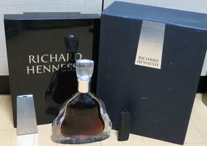 未開栓　Richard Hennessy　ヘネシー リシャール　700ml　現行ボトル　バカラ　コニャック