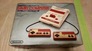 【本体起動確認済】ファミリーコンピューター ファミコン HVC-001 箱、説明書付き