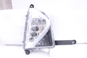 43-2578★美品★前期 LED ZVW50 プリウス★右フォグランプ KOITO 47-83 81210-47030 ASSY 純正★トヨタ ZVW51 ZVW55 (QT)