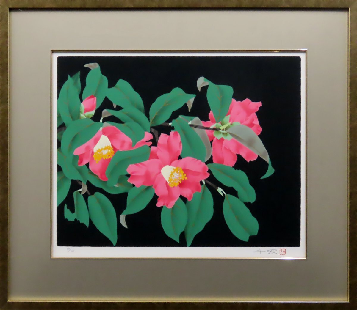 ¡Un pintor japonés representativo de nuestro tiempo! Chinami Nakajima Snow Camellia Print Las brillantes flores de camelia florecen animadamente [53 años de experiencia y confianza, Galería Masamitsu], obra de arte, imprimir, litografía, litografía