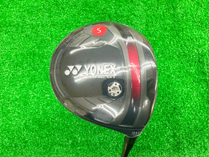 YONEX