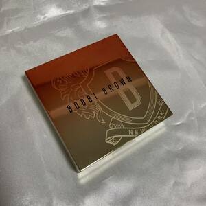 中古 BOBBI BROWN ボビイブラウン ハイライト　ピンクグロウ ハイライティングパウダー 