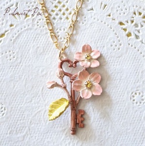 春の鍵 ネックレス ペンダント アクセサリー パルナートポック ブラフシューペリア 桜 さくら サクラ