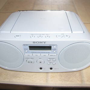 ワイドFM対応 SONY PERSONAL AUDIO SYSTEM FM/AM CD-R/RW PLAYBACK MP3 ZS-S40(L)の画像1