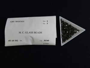 2969△未使用 チェコビーズ M.C.GLASS BEADS ブラック系 GJH CRYSTAL
