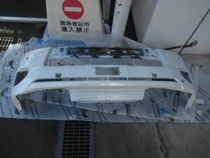 [10510]/ ハイエース TRH200 Ｆバンパー カバー 52119-26975-A1 SP跡穴有