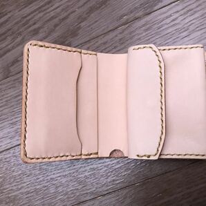 ラスト ヌメ革 二つ折り財布 ハンドメイド ナチュラルの画像2