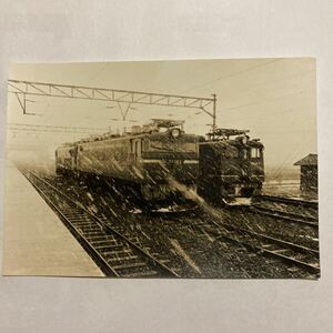 【鉄道写真】雪のEF70とED70形電気機関車/田村駅にて◆1962年1月/野口昭雄撮影