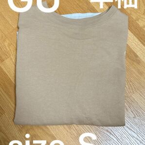 GU 半袖Tシャツ