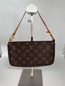 LOUIS VUITTON ルイヴィトン モノグラム ポーチ　ショルダーバッグ