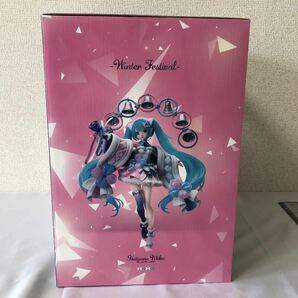 120 【未開封】初音ミク HATSUNE MIKU マジカルミライ 2020 -Winter Festival- Ver. フリュー FURYU 1/7スケール フィギュアの画像5