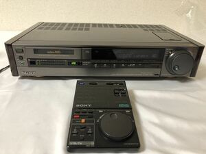 100【通電確認のみ】 SONY EV-S900 ビデオカセットレコーダー ビデオデッキ / Hi8ビデオデッキ リモコン付き