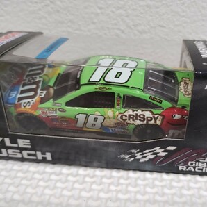 Action アクション 1/64 NASCAR ナスカー トヨタ カムリ カイル・ブッシュ m＆m's CRISPYの画像2