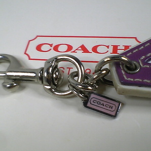 ★美品！★ＣＯＡＣＨ コーチ★とってもお洒落で可愛い♪クリップ型キーホルダー■ＣＯＡＣＨメタルチャームプレート付■本物■の画像2