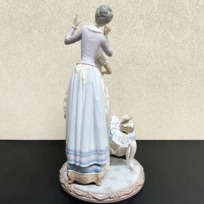 A471 LLADRO リヤドロ 1494 ウエディングドレス 花嫁 ブーケ 女性 フィギュリン 陶器 置物 オブジェ の画像3