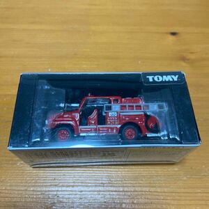 トミカリミテッド トミー ミニカー ダイキャスト ISUZU FIRE ENGINE ISUZU ポンプ車 消防車 1/81