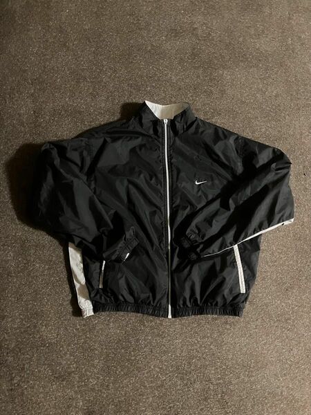 【NIKE】 90s ナイロンジャケット 海外 古着 美品 old nike ナイキ ヴィンテージ スポーツ