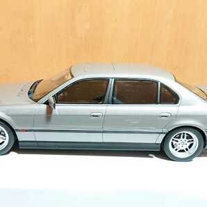 ★ 新品同様 未展示 OTTO 1/18 BMW E38 750iL (シルバー) OTM952 ★の画像5