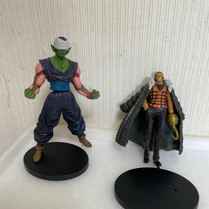 フィギュア ワンピースドラゴンボールの2点です。