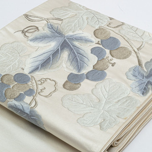 袋帯 刺繍 葡萄文 オフホワイト シルバー 灰青 正絹