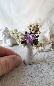 &R*ミニチュアフラワー*ライラックと薔薇のアレンジ*ハンドメイド*ドールハウス*1/12*クレイフラワー