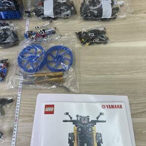 LEGO レゴテクニック YAMAHA MT-10SP 42159 1478pcs 元箱に破損あり の画像4