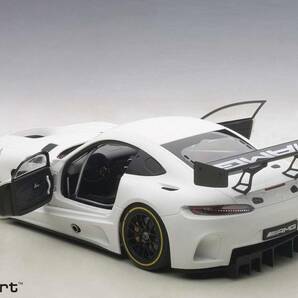 1円スタート 新品未展示 1/18 AUTOart オートアート MERCEDES-AMG GT3 メルセデスAMG GT3 MATT WHITE マットホワイト 81531の画像7