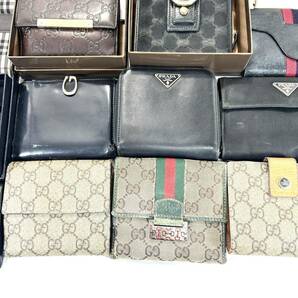 1円〜 37点セット まとめ売りPRADA プラダ GUCCI グッチ Burberry バーバリー 財布 キーケース 長財布 折財布 箱付 大量 ブランド 美品〜の画像3