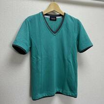 NICOLE CLUB FOR MEN ＶネックTシャツ　半袖Tシャツ　緑系カットソー トップス _画像3
