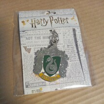 ハリーポッター　スリザリン　寮章キーホルダー　チャーム　ホグワーツ　HarryPotter マルフォイ　ヘビ　スネーク　0416-中央-TA　_画像1