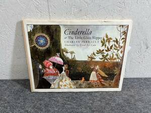 4-S56 洋書 英語語絵本　エロール・ル・カイン シンデレラ CINDERELLA Errol Le Cain 洋書 アンティーク 現状品 返品交換不可