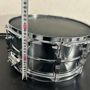 4-64 Ludwig スネア ドラム 853901 ソフトケース・ベルト付 調節ネジ無し チューニング未実施 画像分 現状品 返品交換不可の画像3