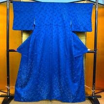 着物　小紋　紋なし　ディープブルー　深海のように綺麗な青色　コバルトブルー　和服　和装　身丈159cm　裄丈63cm　■Y227_画像1