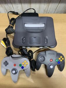 中古 NINTENDO 64 本体 NUS-001 JPN コントローラー アダプター 通電確認済 Nintendo 任天堂 ロクヨン 