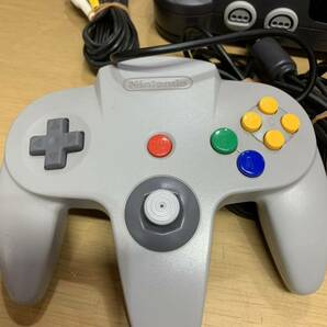 中古 NINTENDO 64 本体 NUS-001 JPN コントローラー アダプター 通電確認済 Nintendo 任天堂 ロクヨン の画像4