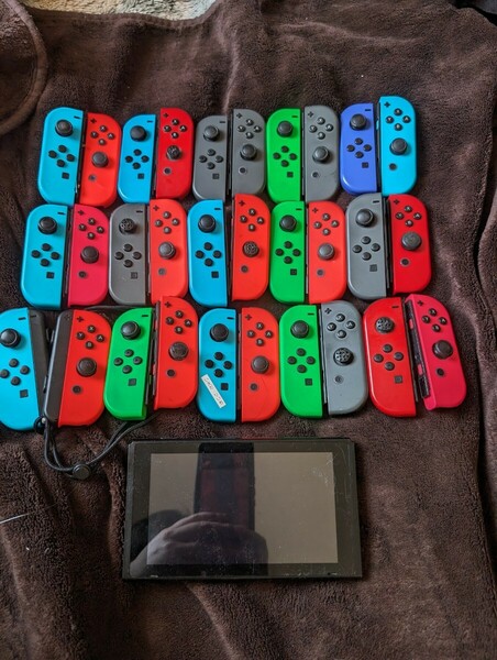 Nintendo Switch Joy Con ジョイコン スイッチ 任天堂 　30個　ゲーム機　一台　まとめて