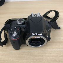 中古品 Nikon ニコン D3300 ダブルズームキット デジタル一眼レフカメラ 18-55mm 55-200mm_画像2