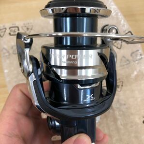 美品 リール シマノ SHIMANO 21 ツインパワー TWIN POWER SW 5000HG スピニングリール・釣具の画像4