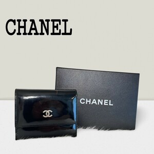 【極美品】CHANEL シャネル ココマーク エナメル 折り財布 ブラック
